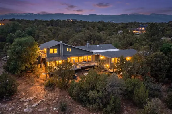 26 Sierra Vista Drive, Cedar Crest, NM 87008