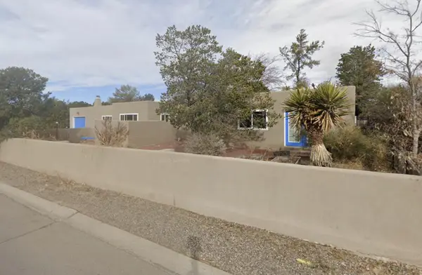 911 Palmas Altas Drive Se, Rio Rancho, NM 87124