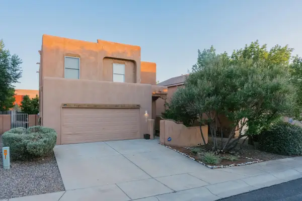 9232 Bluewood Lane Ne, Albuquerque, NM 87122