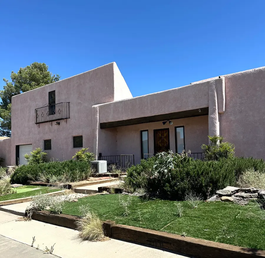 621 N Palmer Lane Ne, Rio Communities, NM 87002 - #2