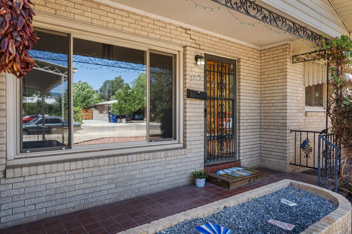 2713 Valencia Drive Ne, Albuquerque, NM 87110 - #1