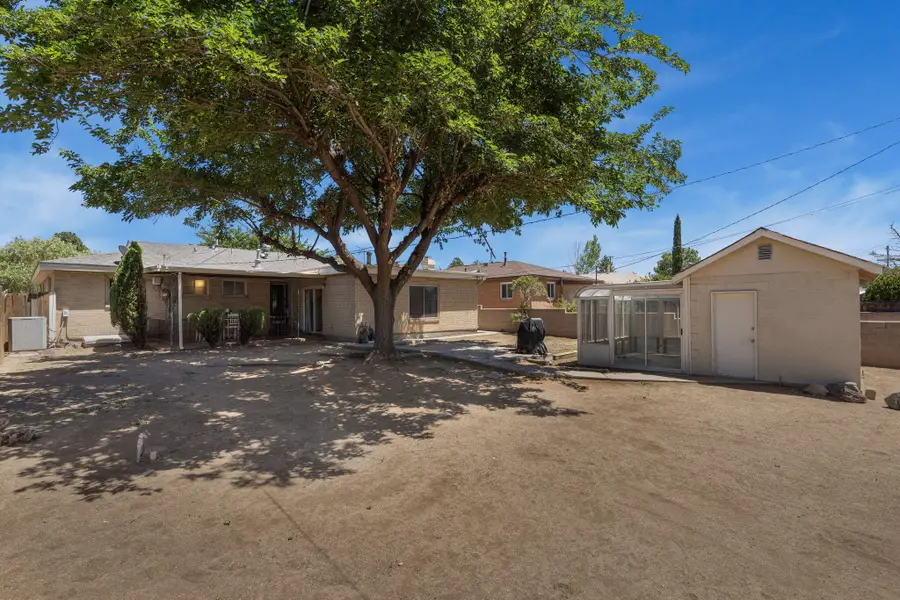 2713 Valencia Drive Ne, Albuquerque, NM 87110 - #2