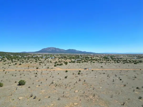 36 Indian Sky Lane, Edgewood, NM 87015