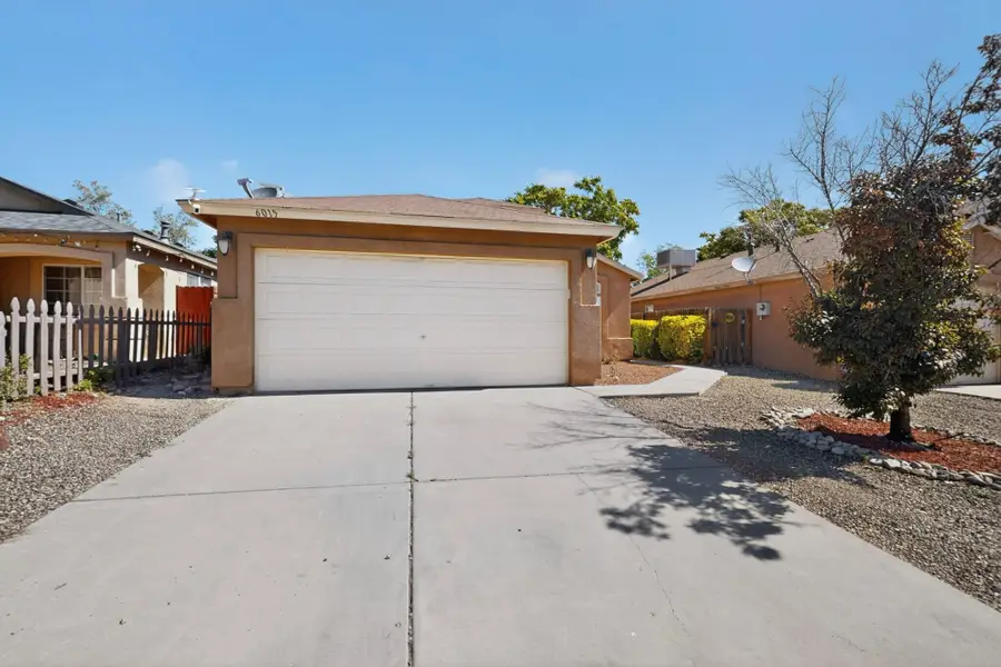 6015 Ursa Avenue Nw, Albuquerque, NM 87114 - #3