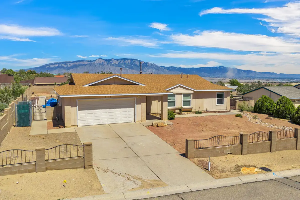 540 7th Avenue Ne, Rio Rancho, NM 87124 - #1