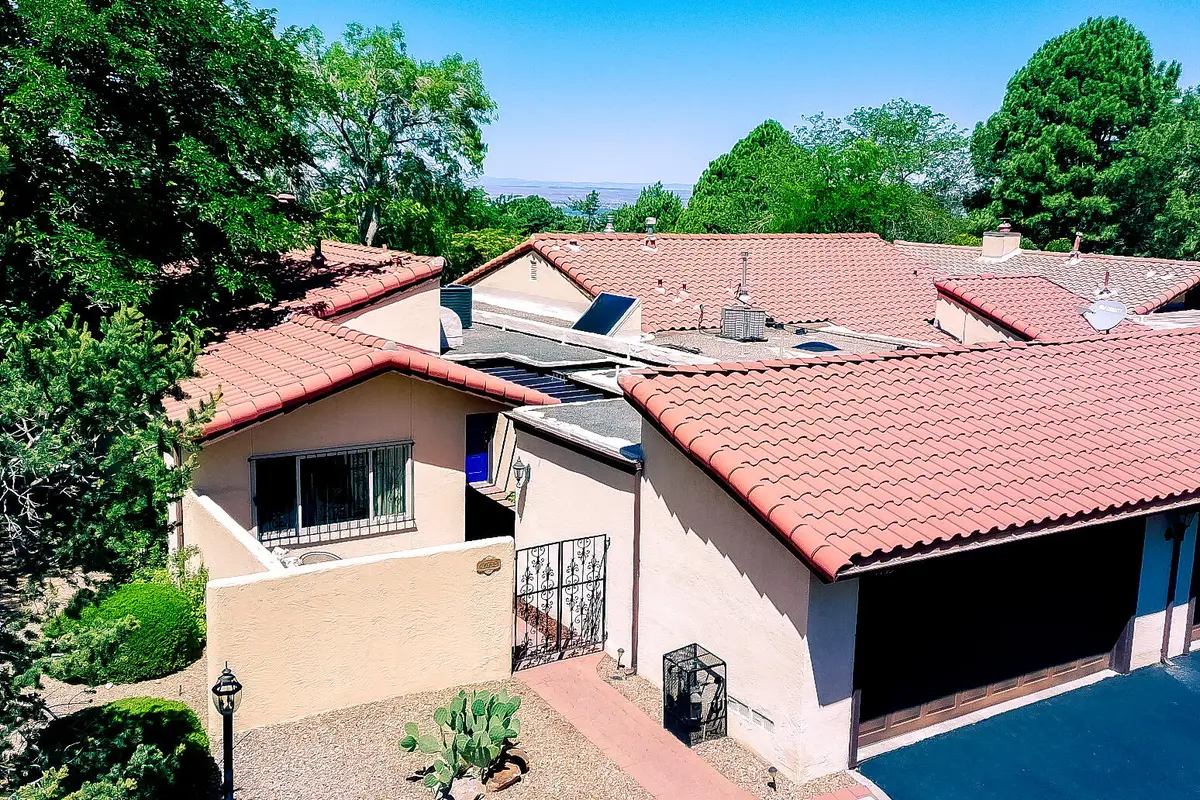 4433 Roxbury Avenue Ne, Albuquerque, NM 87111 - #1