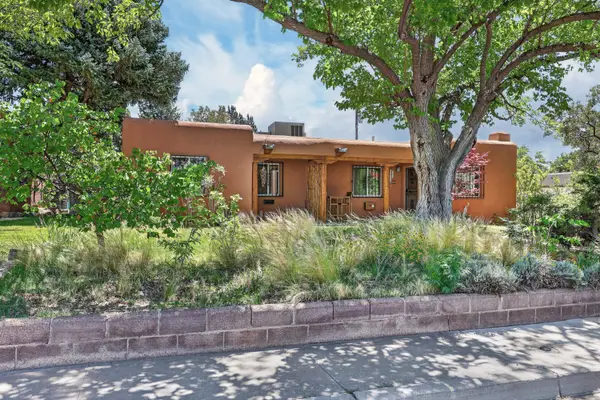 600 Valencia Drive Ne, Albuquerque, NM 87108