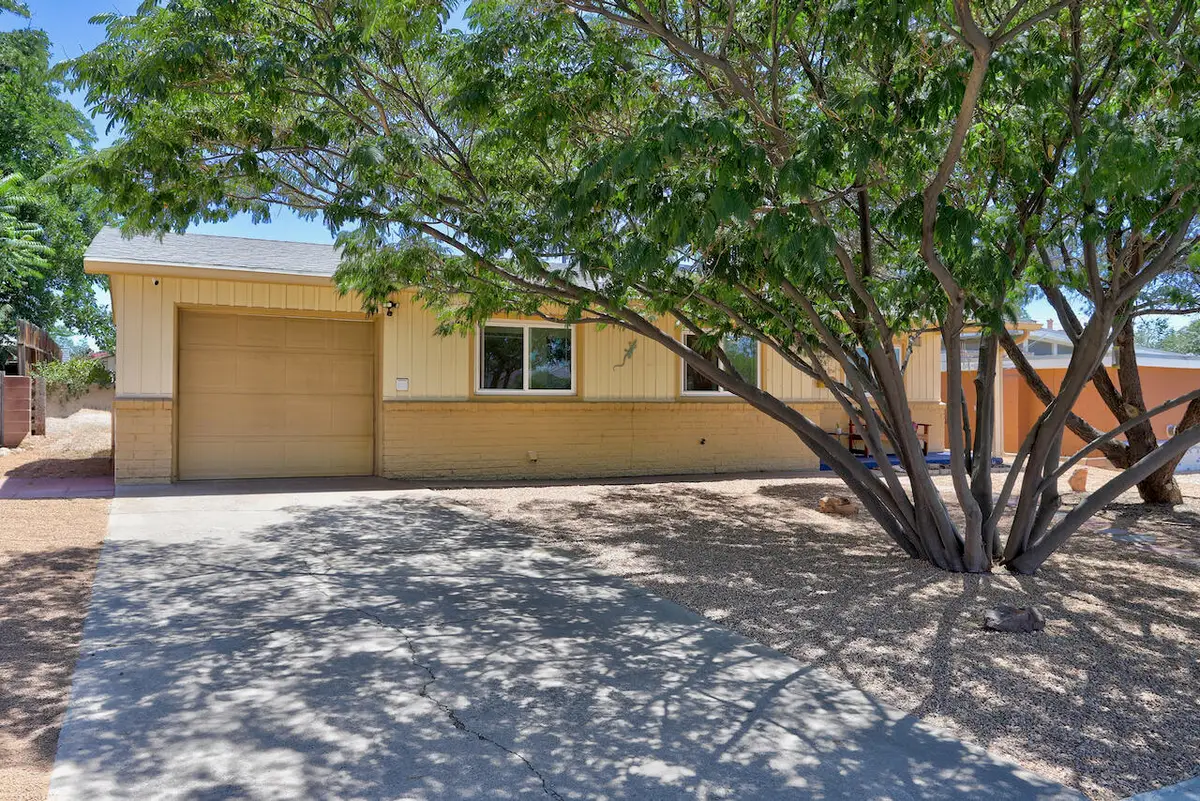 10424 Princess Jeanne Avenue Ne, Albuquerque, NM 87112 - #1
