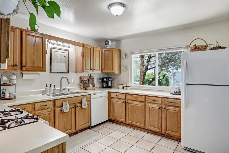 10424 Princess Jeanne Avenue Ne, Albuquerque, NM 87112 - #3
