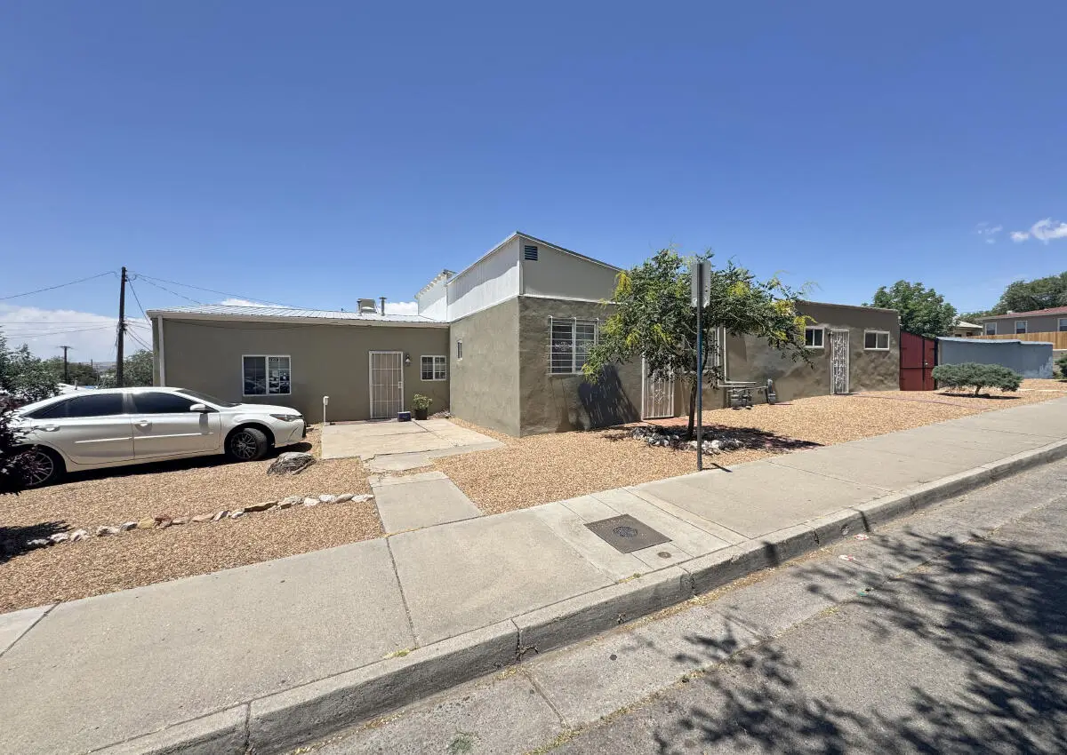 511 Spruce Street Se, Albuquerque, NM 87106 - #1