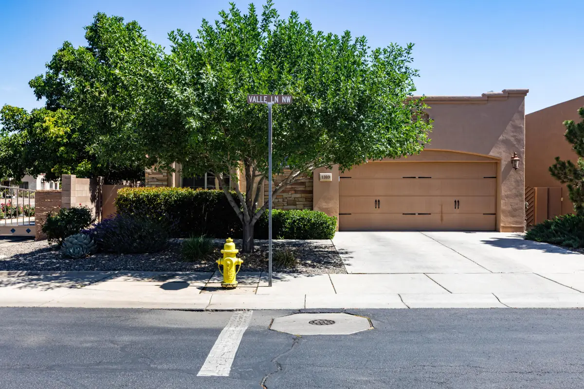 1309 Valle Lane Nw, Albuquerque, NM 87107 - #1