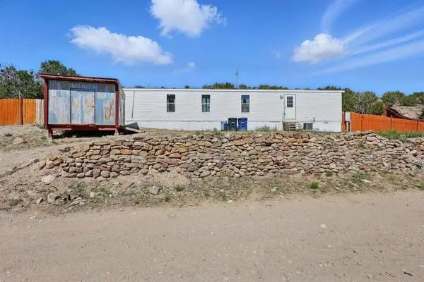 33 Tres Hermanos Road, Placitas, NM 87043