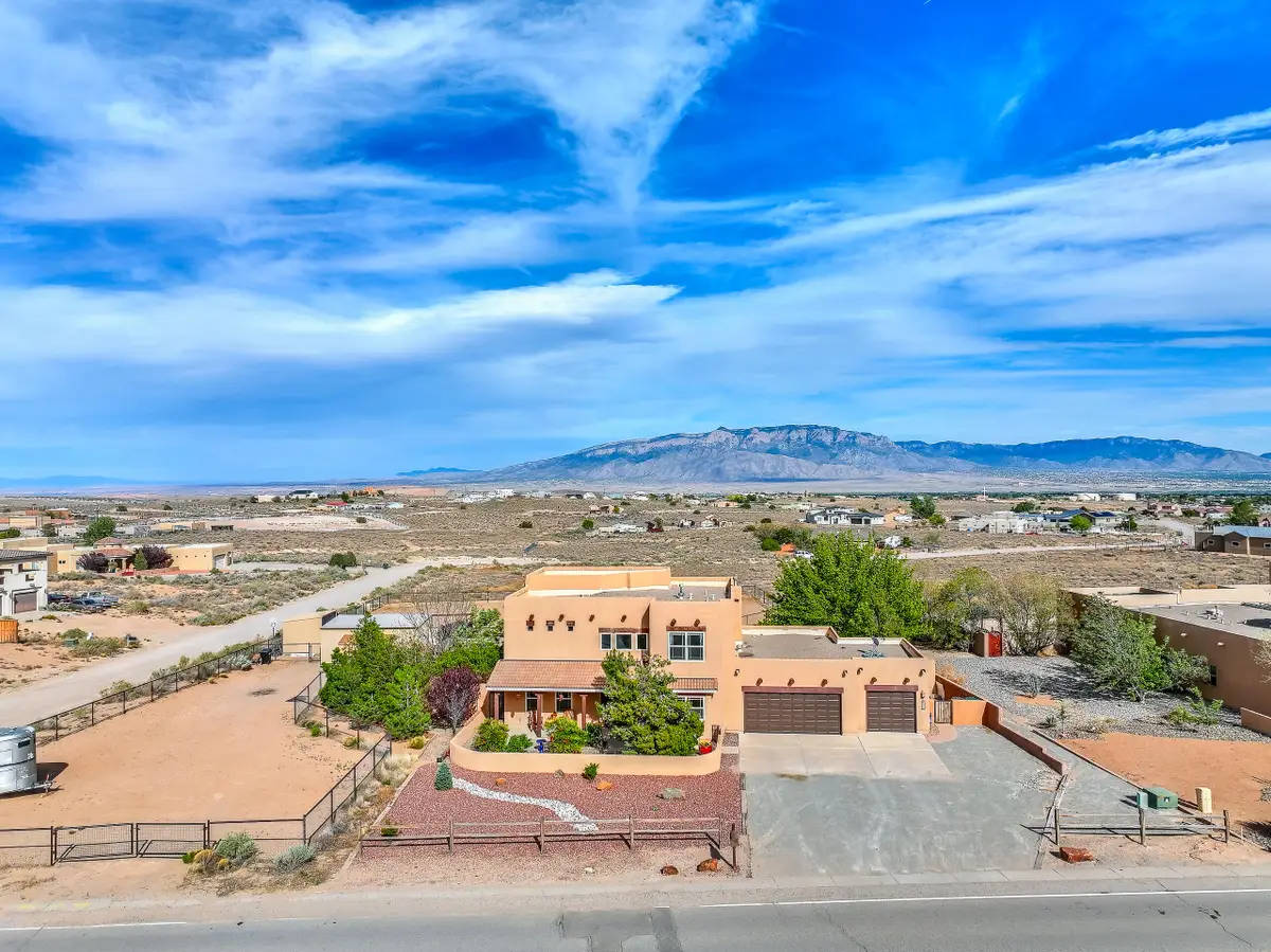 714 10th Street Ne, Rio Rancho, NM 87124 - #1