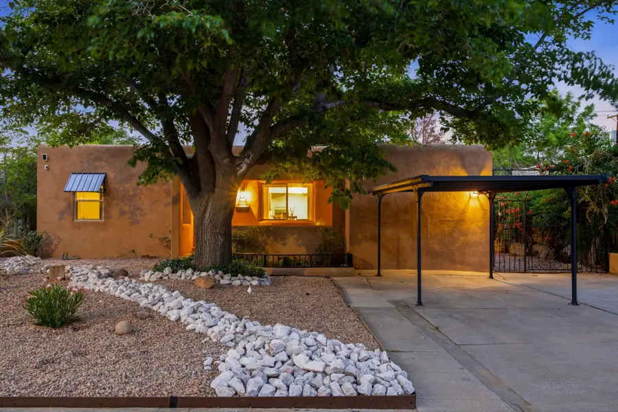 4523 Burton Avenue Se, Albuquerque, NM 87108 - #2