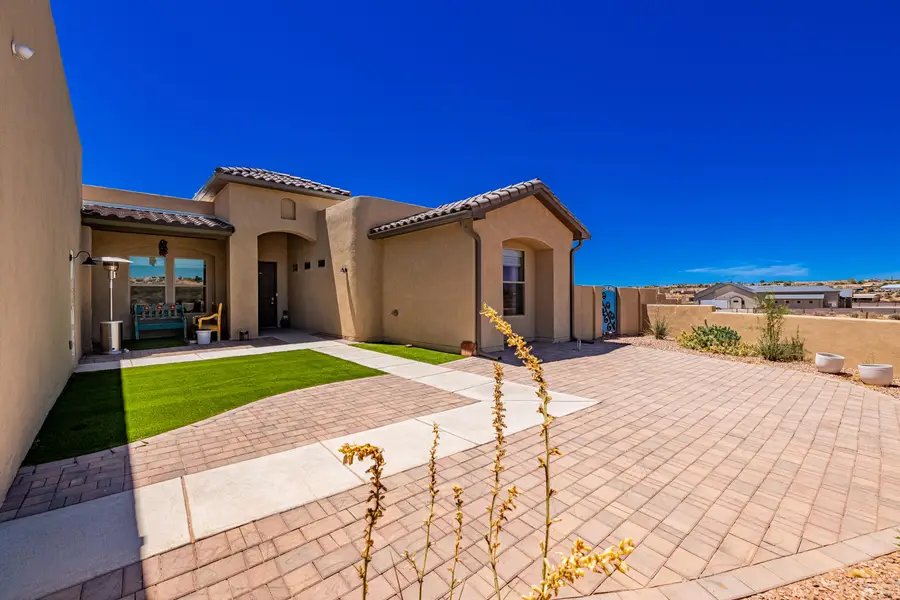 5900 Lilac Place Ne, Rio Rancho, NM 87144 - #3