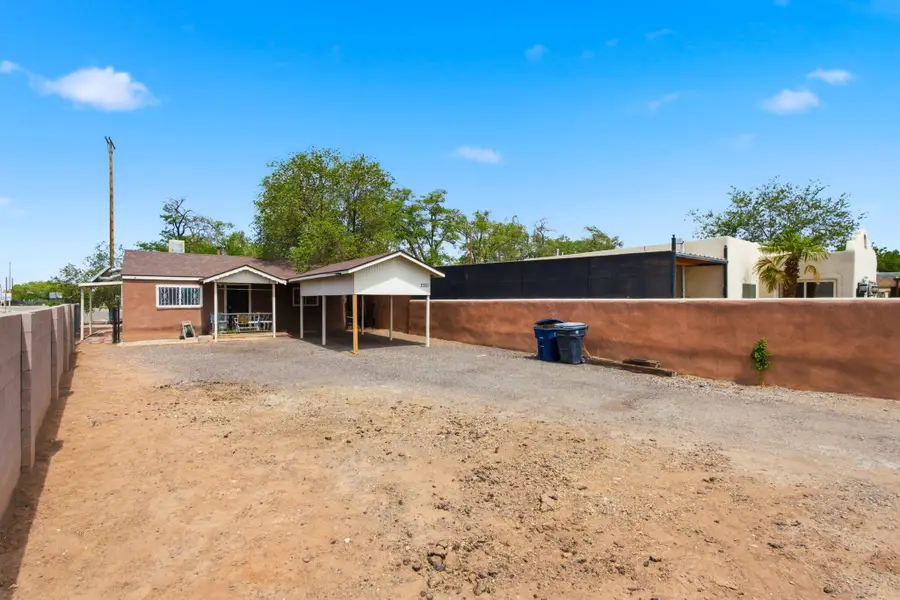2201 7th Street Nw, Albuquerque, NM 87102 - #2