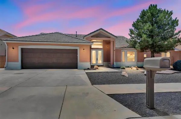 1001 Pinzon Street Nw, Los Lunas, NM 87031