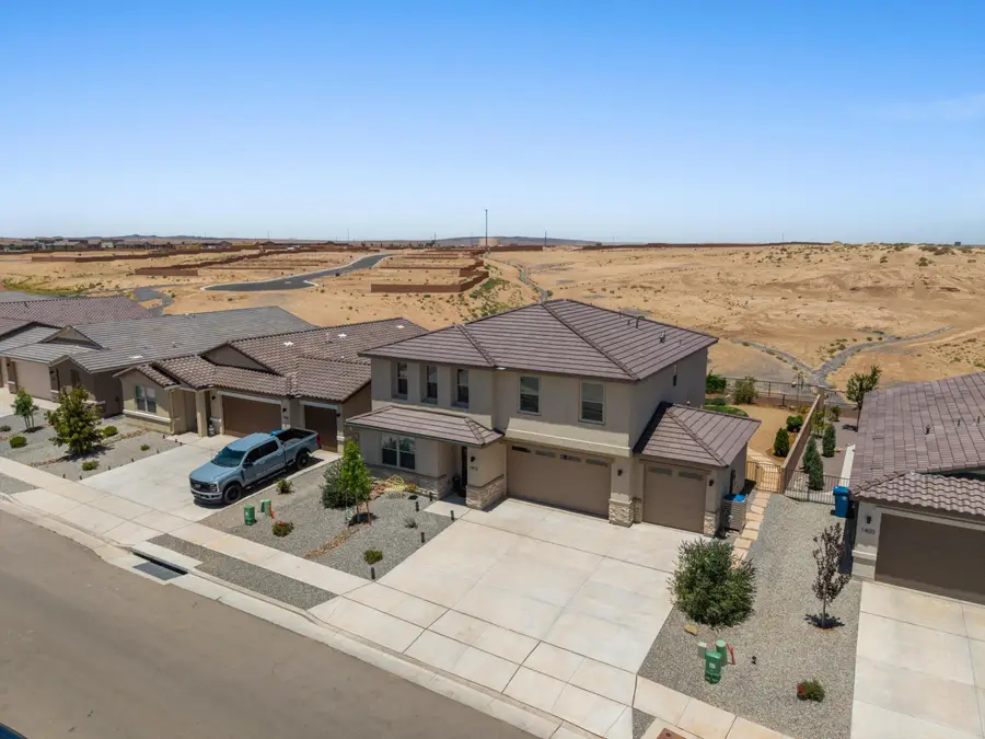 1412 Valle De Colores Street Nw, Los Lunas, NM 87031 - #2