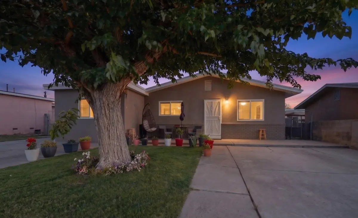514 57th Street Nw, Albuquerque, NM 87105 - #1