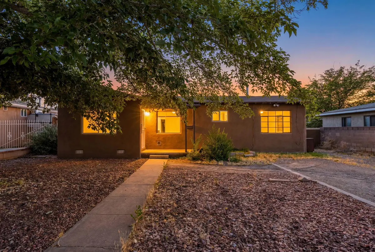 625 E Monroe Street Se, Albuquerque, NM 87108 - #1