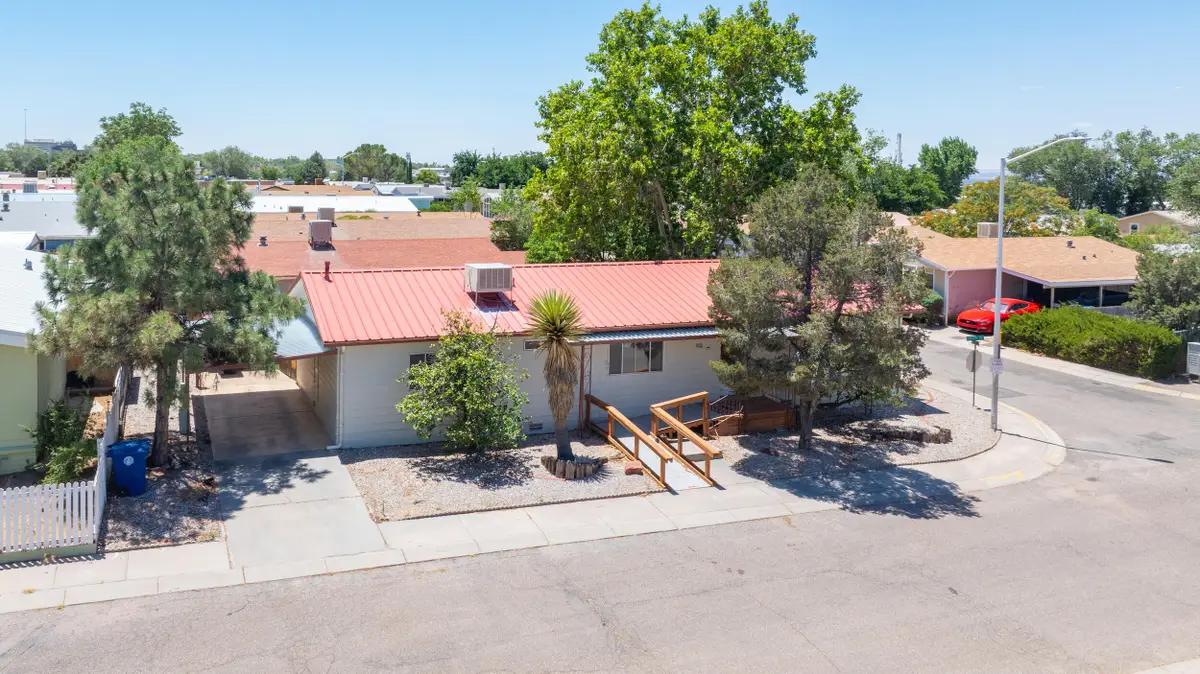 8532 Creek Street Ne, Albuquerque, NM 87113 - #1
