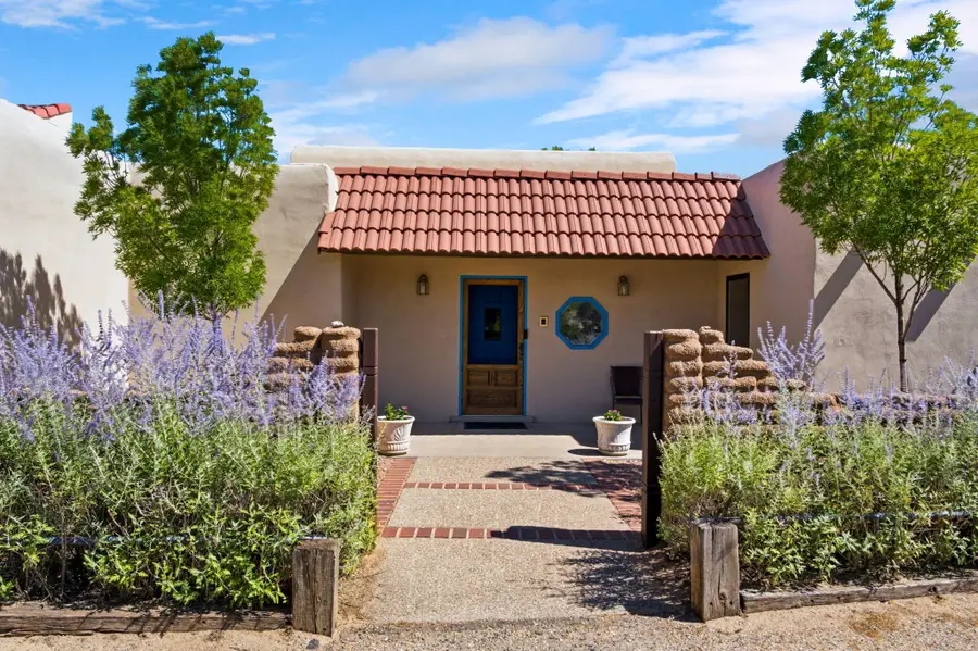 489 El Rey Drive, Corrales, NM 87048 - #2