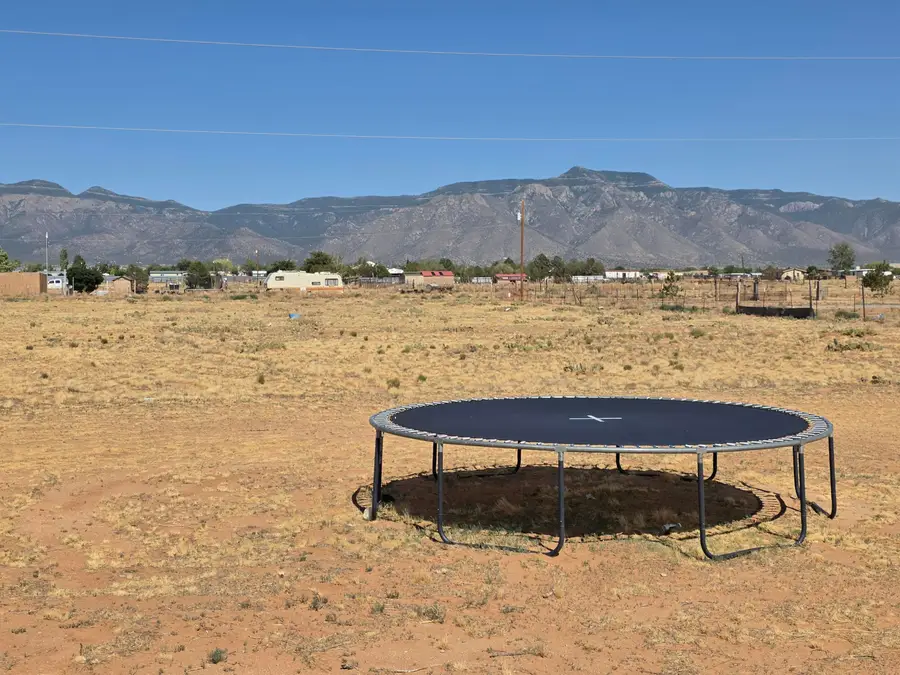 147 Manzano View Road, Los Lunas, NM 87031 - #2