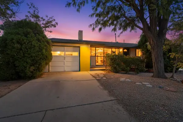2932 Palomas Drive Ne, Albuquerque, NM 87110