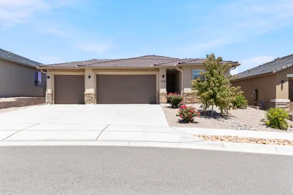 3335 Wolf Tail Loop Ne, Rio Rancho, NM 87144
