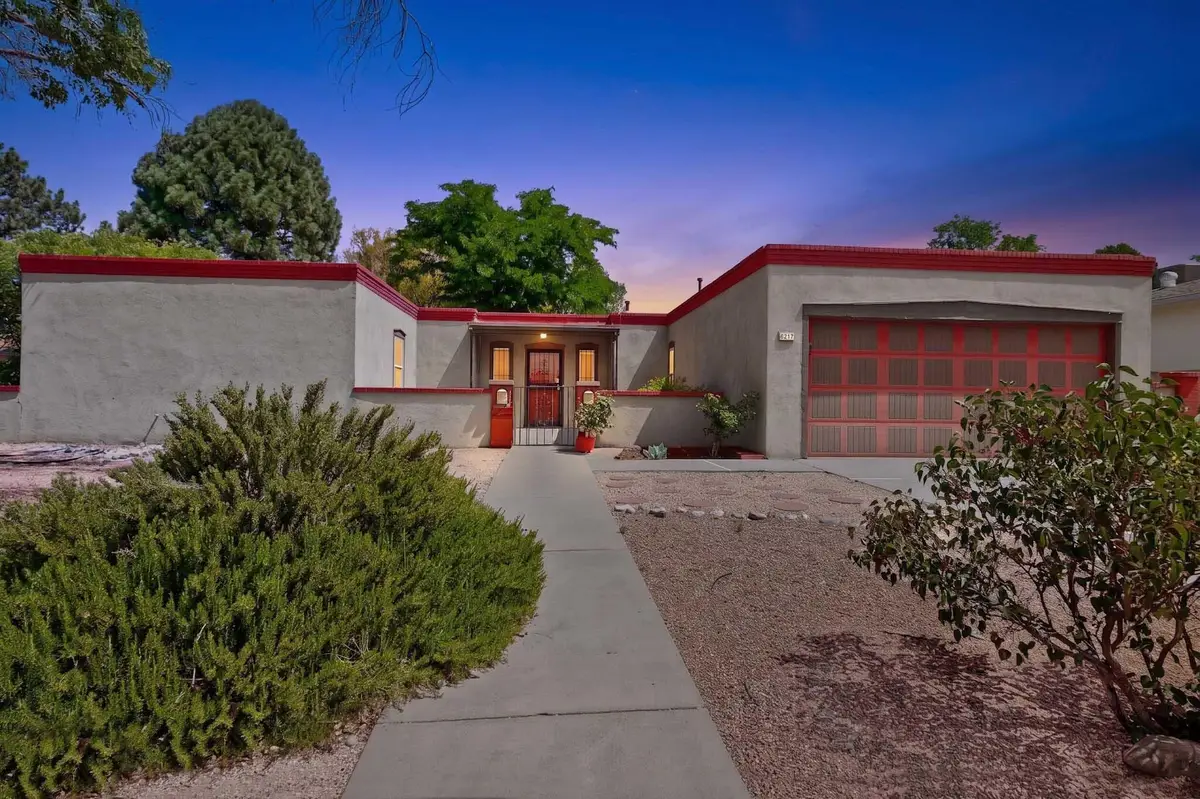 8217 Northridge Avenue Ne, Albuquerque, NM 87109 - #1