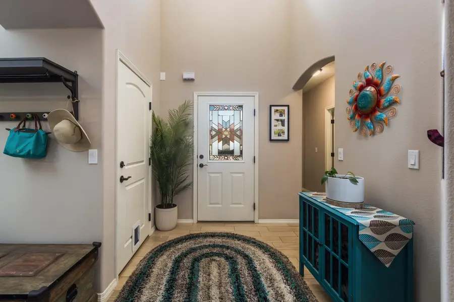 2671 Firewheel Avenue Sw, Los Lunas, NM 87031 - #2