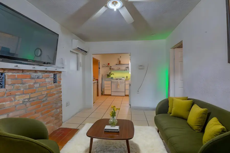 905 Coal Avenue Sw, Albuquerque, NM 87102 - #3