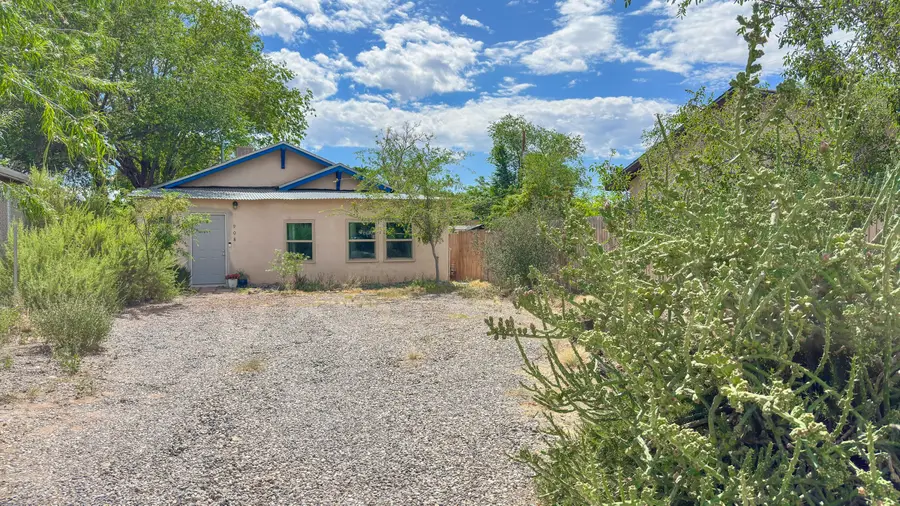 908 9th Street Sw, Albuquerque, NM 87102 - #2