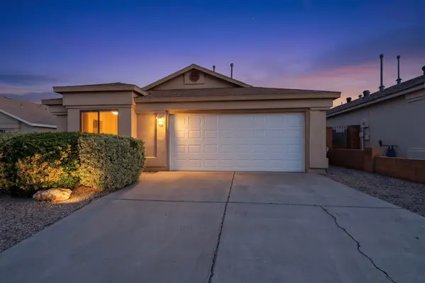 724 Shire Street Sw, Albuquerque, NM 87121