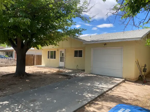 1129 Pine Court Se, Los Lunas, NM 87031
