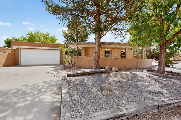 7418 Pimenton Drive Ne, Albuquerque, NM 87113