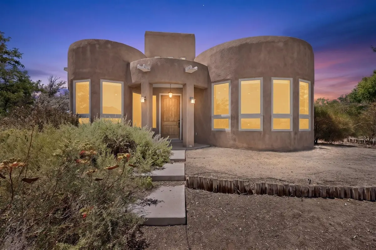 493 Angel Road Ne, Corrales, NM 87048 - #1