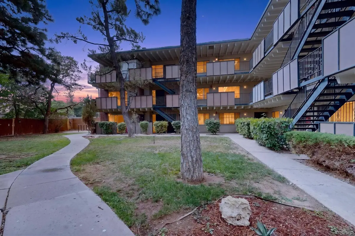 1100 Alvarado Drive Se #APT 202, Albuquerque, NM 87108 - #1