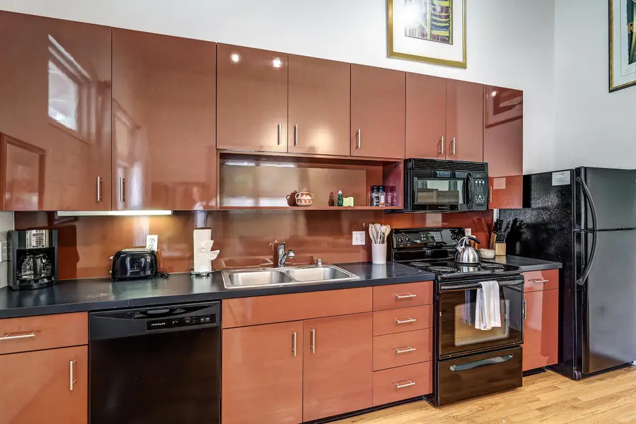 400 Copper Avenue Ne #APT 101, Albuquerque, NM 87102 - #2