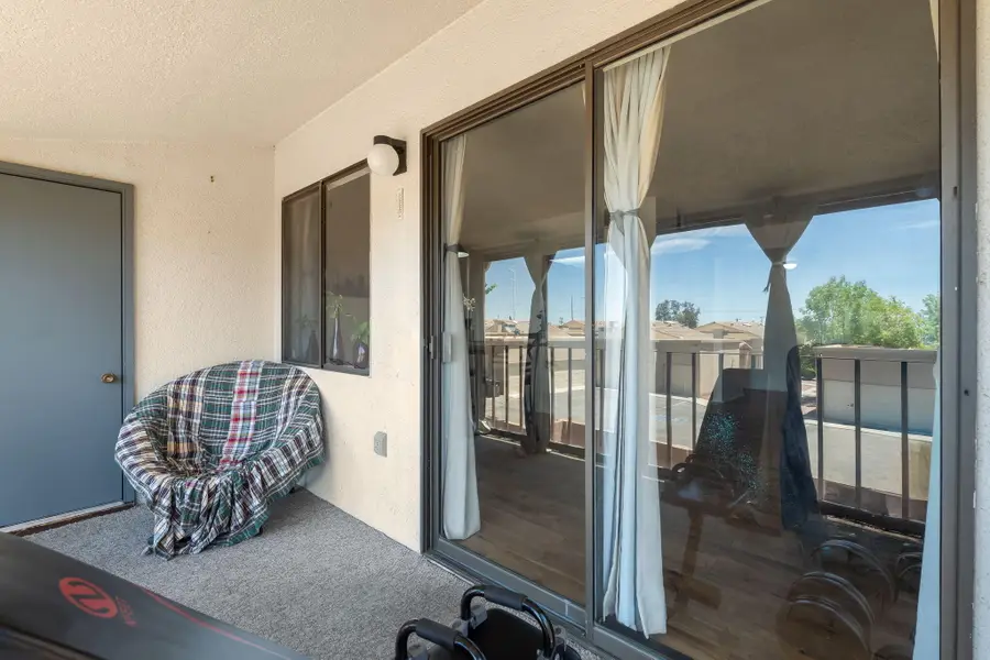 903 Country Club Drive Se #APT G, Rio Rancho, NM 87124 - #2
