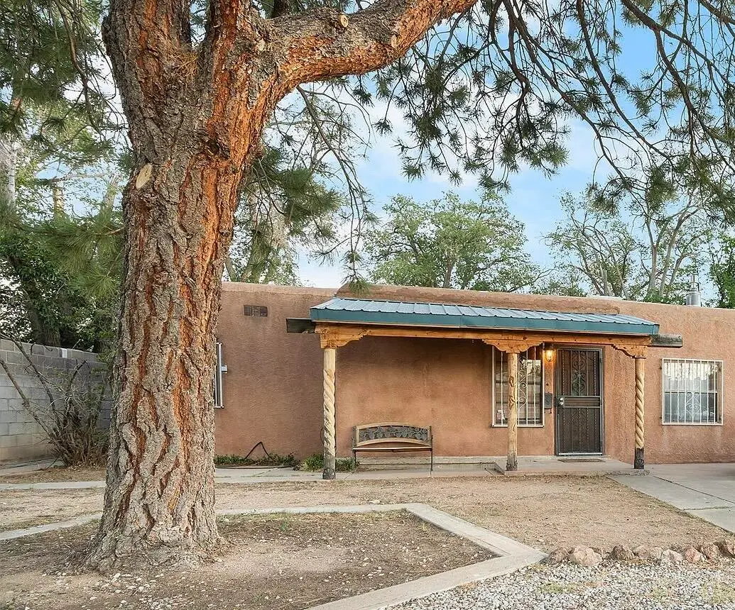 3924 Smith Avenue Se, Albuquerque, NM 87108 - #1