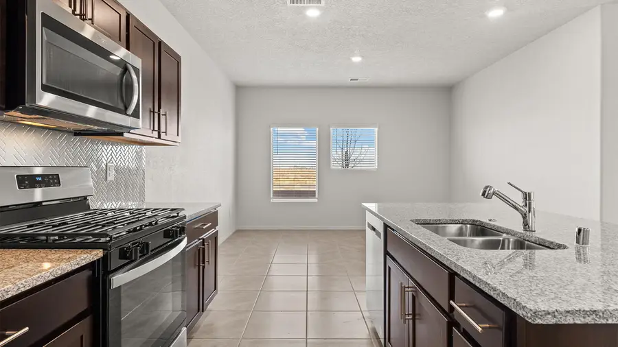 6018 Gilpin Drive Se, Albuquerque, NM 87106 - #3