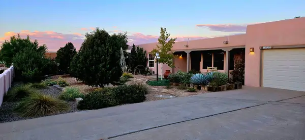 1425 Crestview Drive Sw, Los Lunas, NM 87031