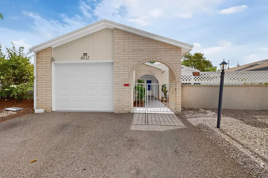 4832 Platinum Loop Ne, Rio Rancho, NM 87124 - #2