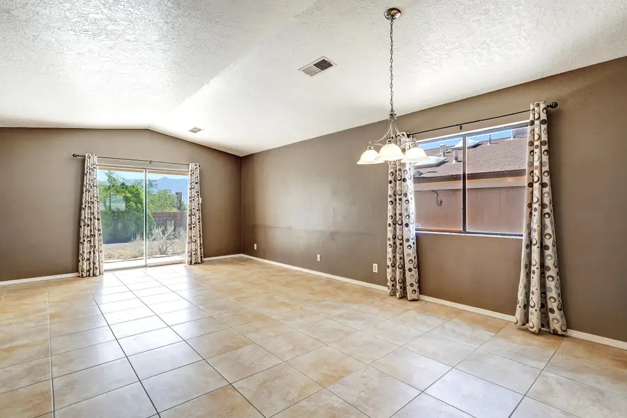 4862 Platinum Loop Ne, Rio Rancho, NM 87124 - #3