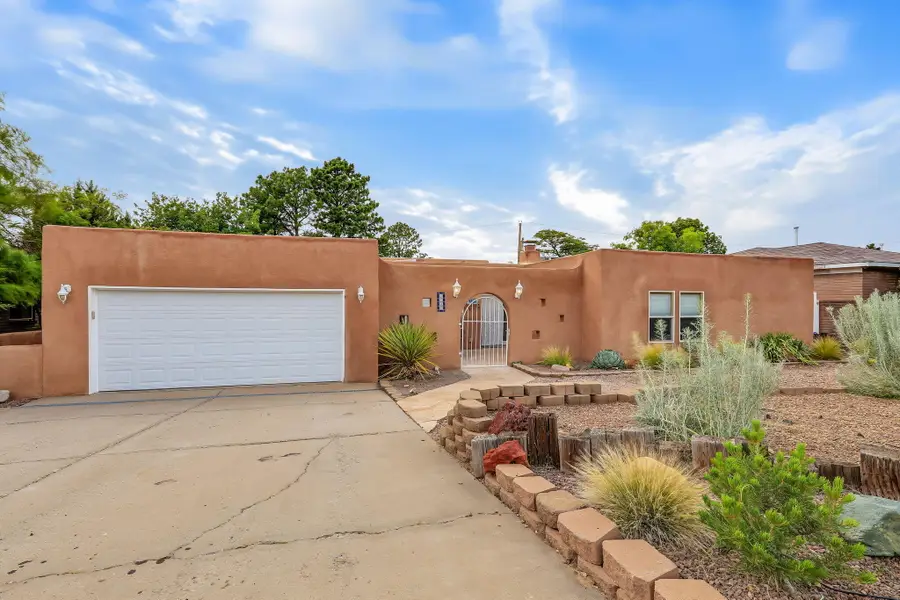 4707 Hilltop Place Ne, Albuquerque, NM 87111 - #2