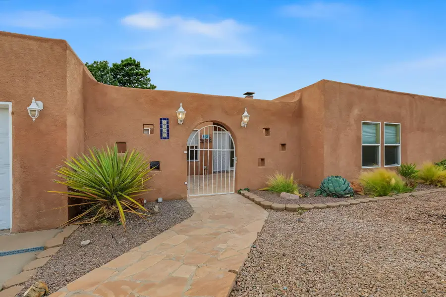 4707 Hilltop Place Ne, Albuquerque, NM 87111 - #3