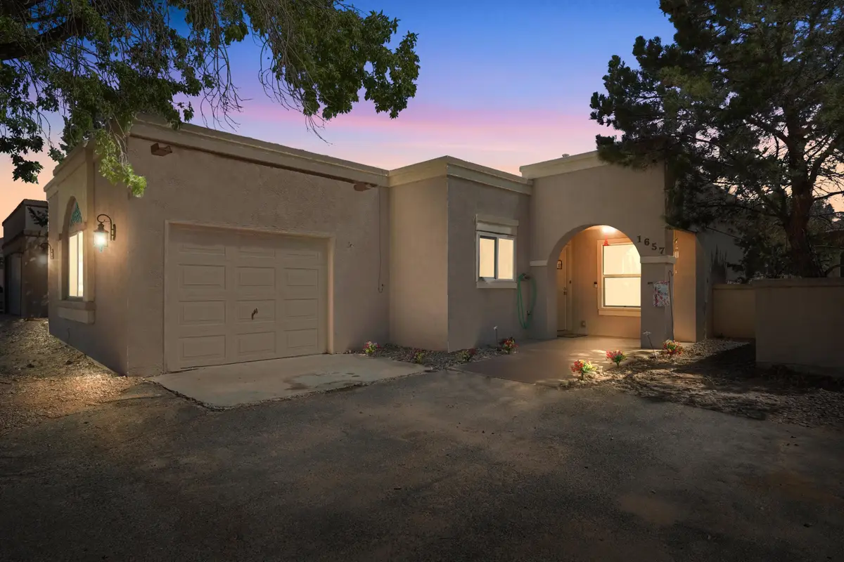 1657 Skyview Circle Ne, Rio Rancho, NM 87144 - #1