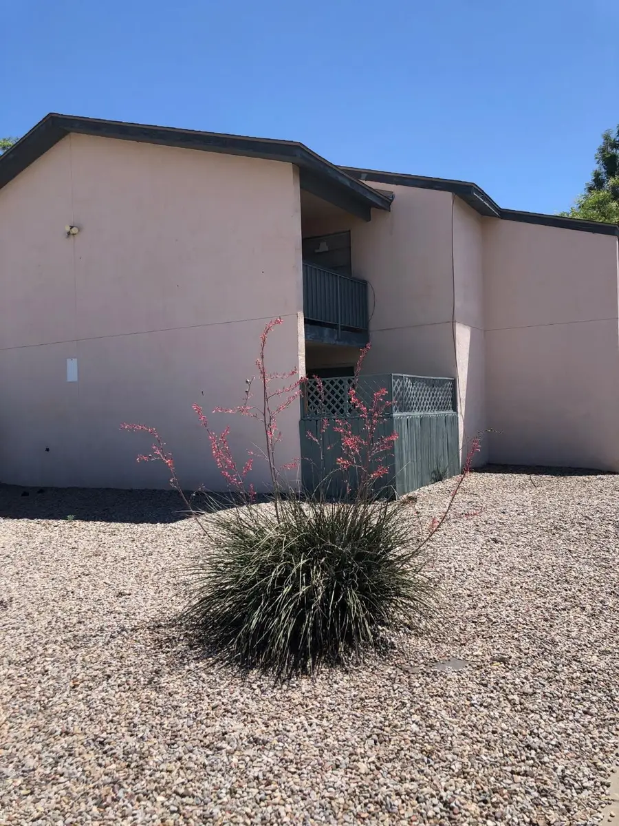 4601 Carlisle Boulevard Ne #APT A1, Albuquerque, NM 87109 - #2