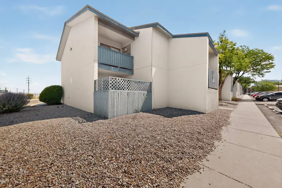 4601 Carlisle Boulevard Ne #APT A1, Albuquerque, NM 87109 - #3